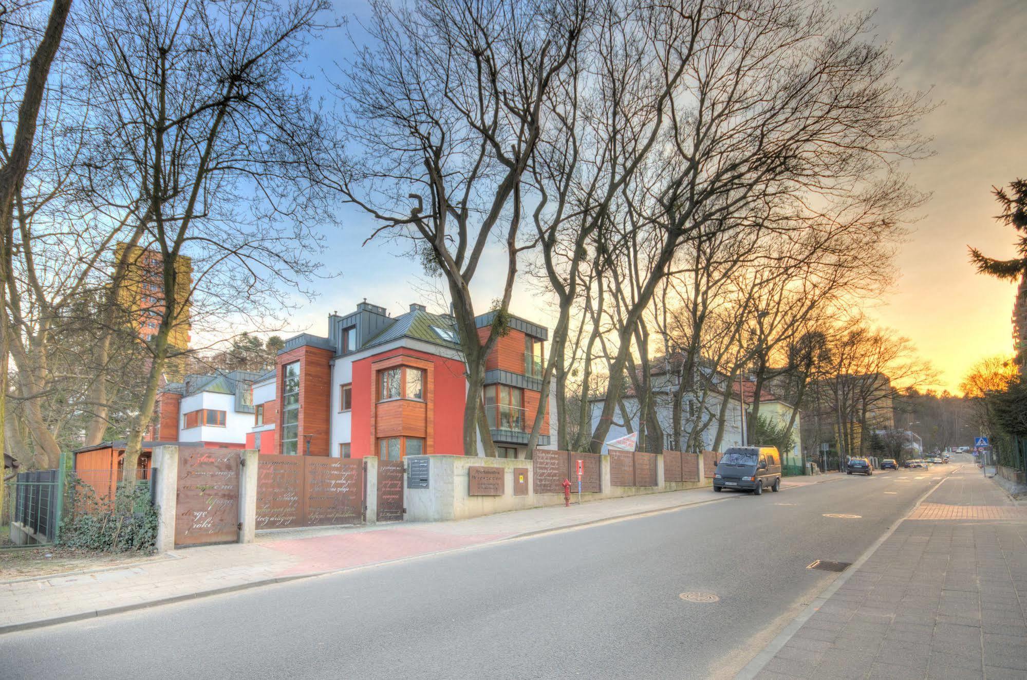 Dom & House - Apartments Sopot Kamienny Potok Exterior photo